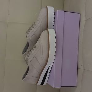 Madden Girl Andria Gray wingtip toe Lace-up, Platform Women's Size 10